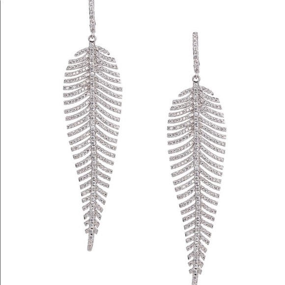 Crystal Drop Earrings NIB - Picture 1 of 3